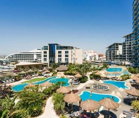 Luxe Studio Seconds From The Marina And City Centre Appartement Gibraltar Buitenkant foto